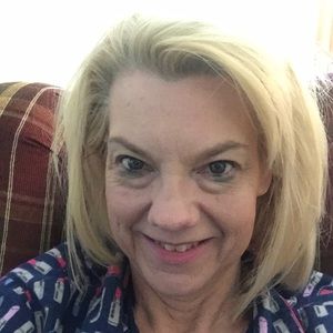 Meet your Posher, Denise